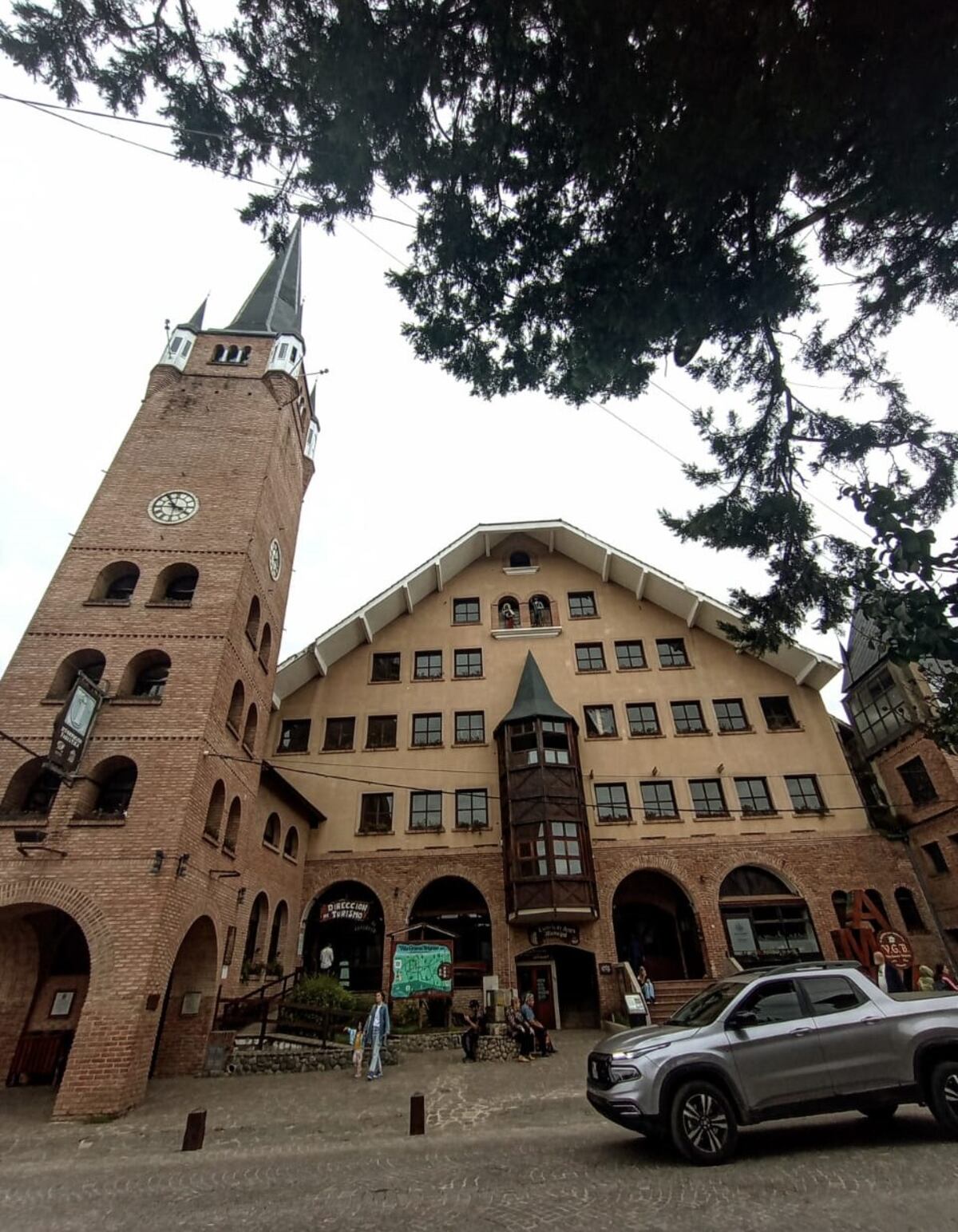 El Salón de Eventos de Villa General Belgrano (La Voz)