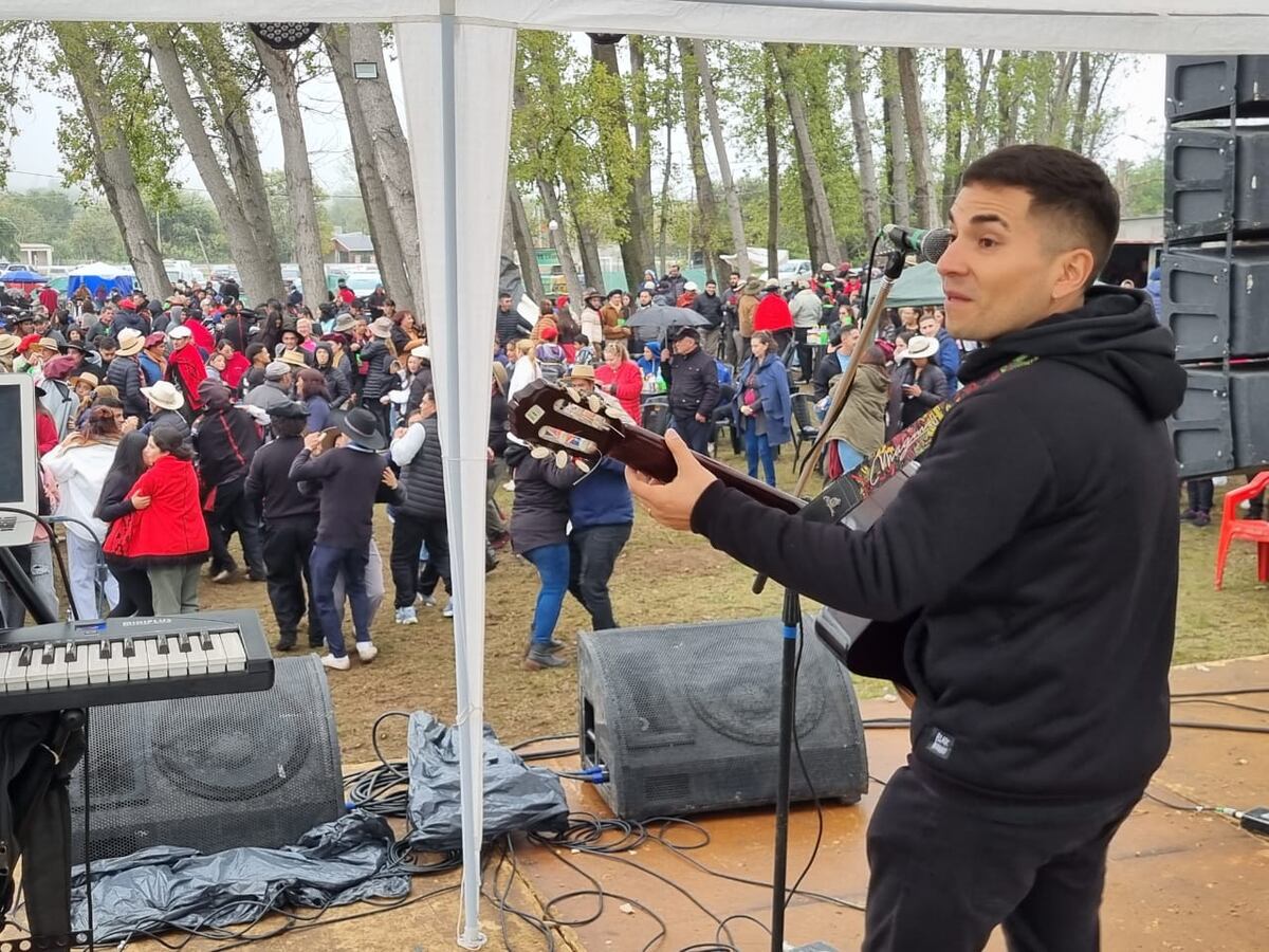 Fiesta en Tala Cañada (La Voz)