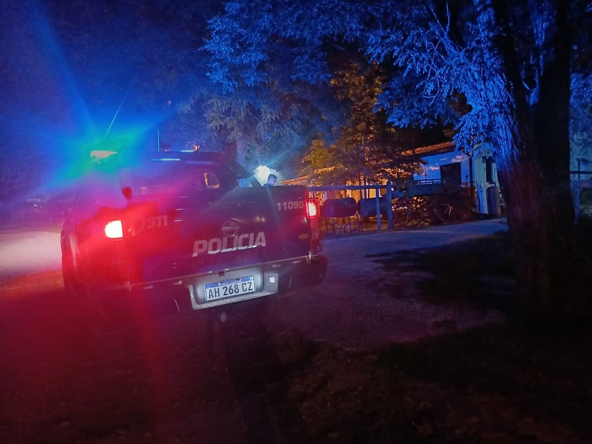 El cuerpo de la joven llevaba varios días en la casa de Villa Rumipal. (La Voz)