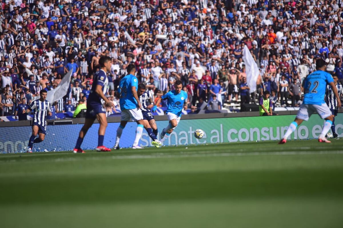 Las mejores fotos del clásico entre Talleres y Belgrano. (Javier Ferreyra y Ramiro Pereyra / La Voz).