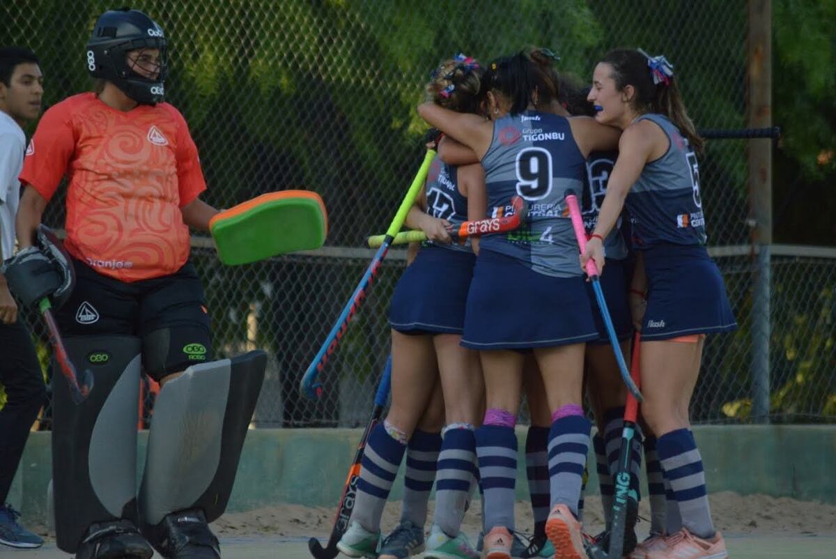 Urú Curé será el representante cordobés en el Regional de Clubes Damas E de hockey sobre césped. (Prensa FACHC)