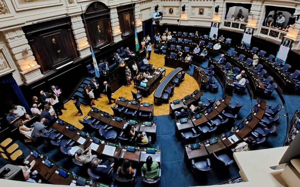 Programa de participación ciudadana "La Legislatura y la Escuela"