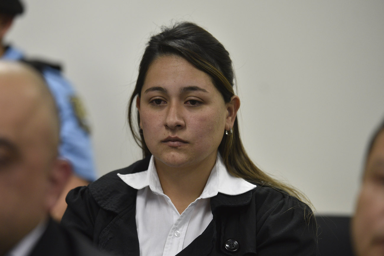 Declaración. Yamila Florencia Martínez declaró durante varias horas en la tercera audiencia. Lloró cuando se acordó de su hija, con la que comparte prisión domiciliaria. (Ramiro Pereyra /La Voz)