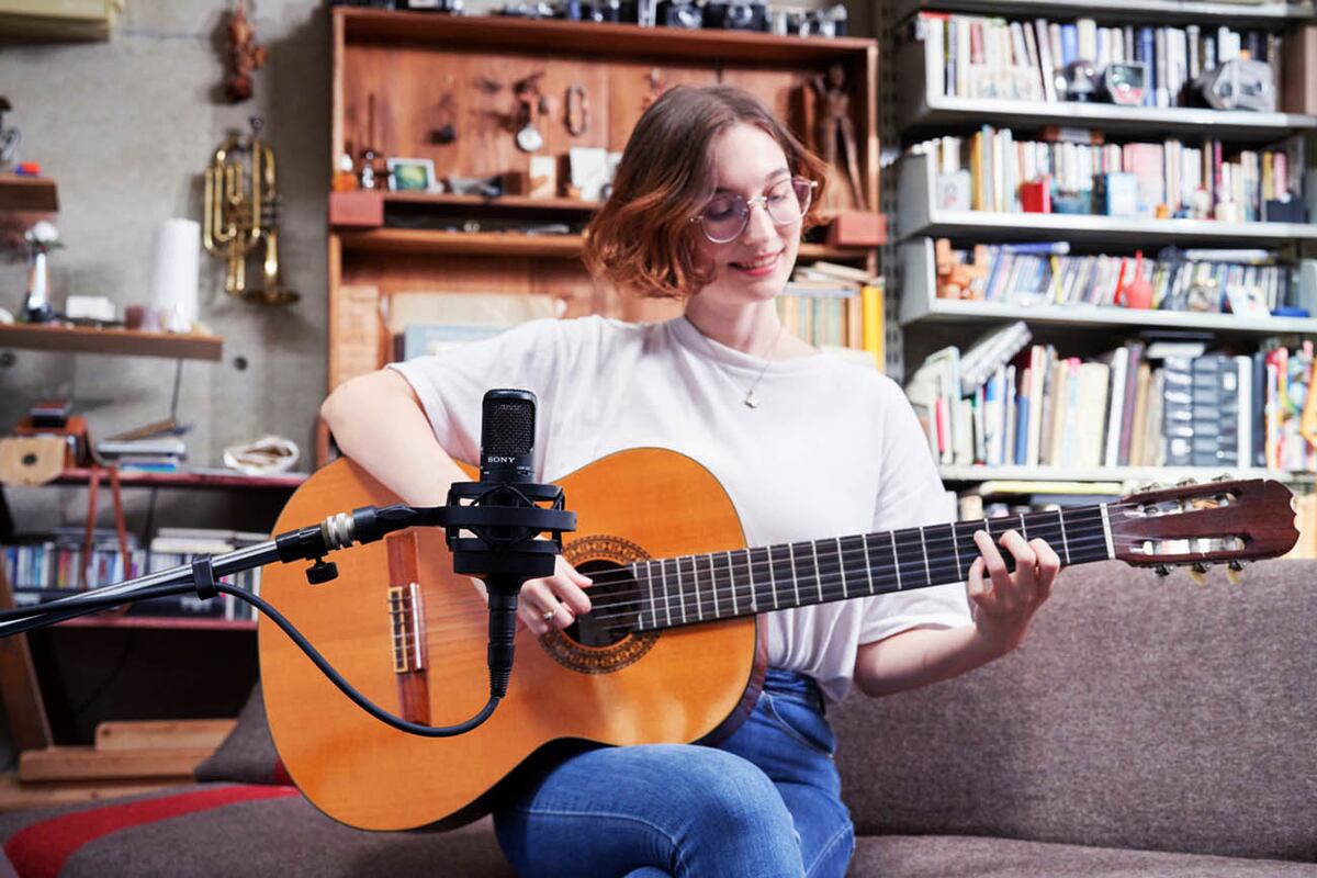 Equipos diseñados para que creadores musicales e ingenieros de sonido puedan producir música en cualquier entorno y sea escuchada como ellos pretendían.