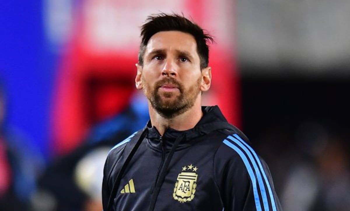 Messi emocionado en la previa. (@AFASeleccionEN)