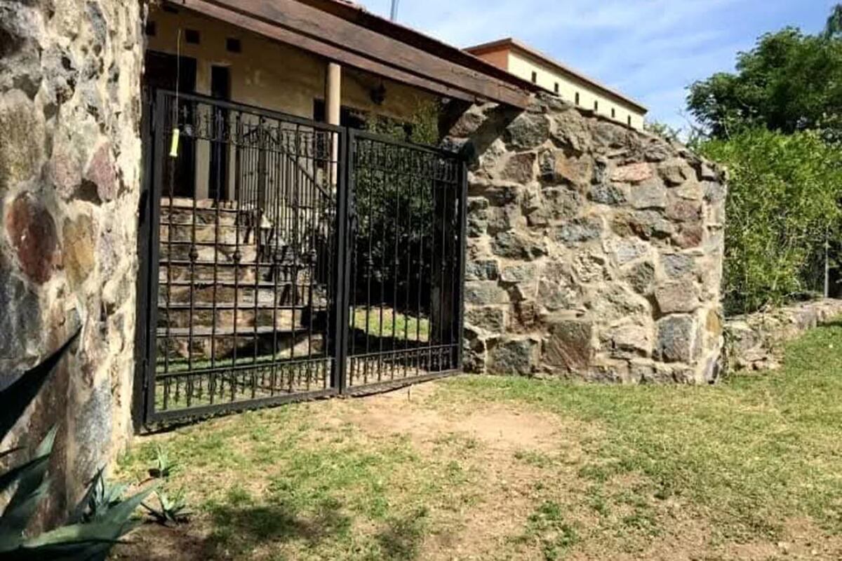 En la zona alrededor de Villa Carlos Paz existen diversos espacios para el desarrollo de actividades recreativas.