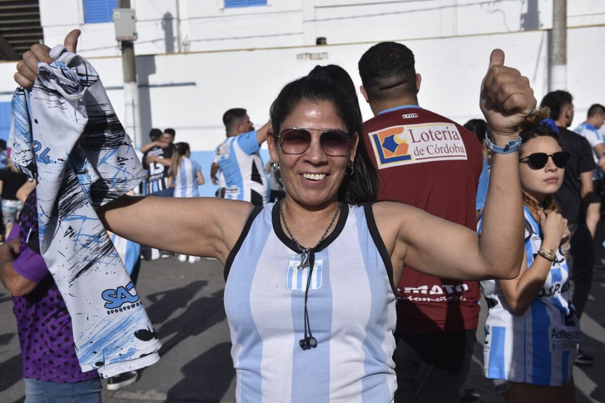 Racing contó con el apoyo de toda su gente este domingo (Foto: Ramiro Pereyra).