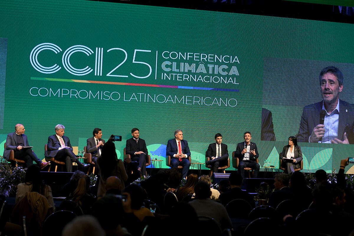 Mesa de gobernadores en la Conferencia Climática Internacional en Córdoba 2025. (Ramiro Pereyra / La Voz)