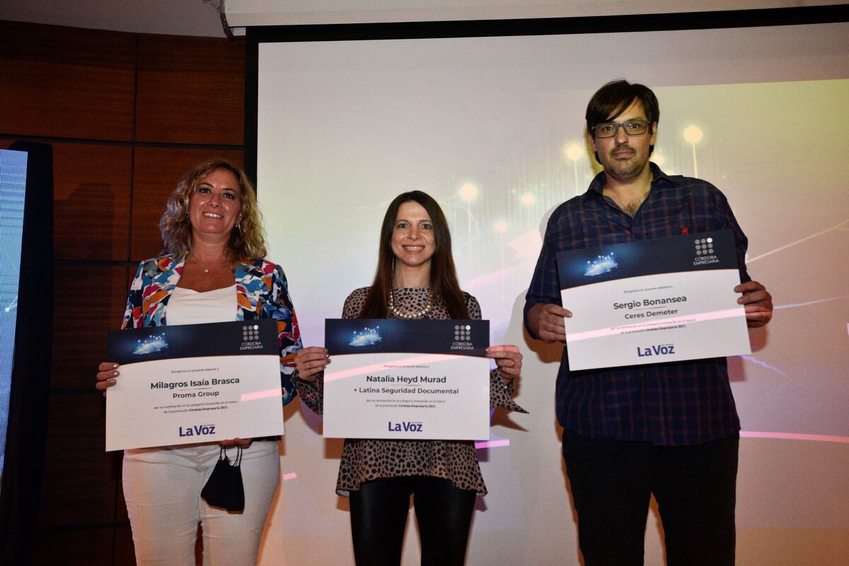INNOVACIÓN. Milagros Isaía Brasca (Proma Group), Milagros Heyd Murad (Gráfica Latina), Sergio Bonansea (Ceres Demeter). (Facundo Luque)