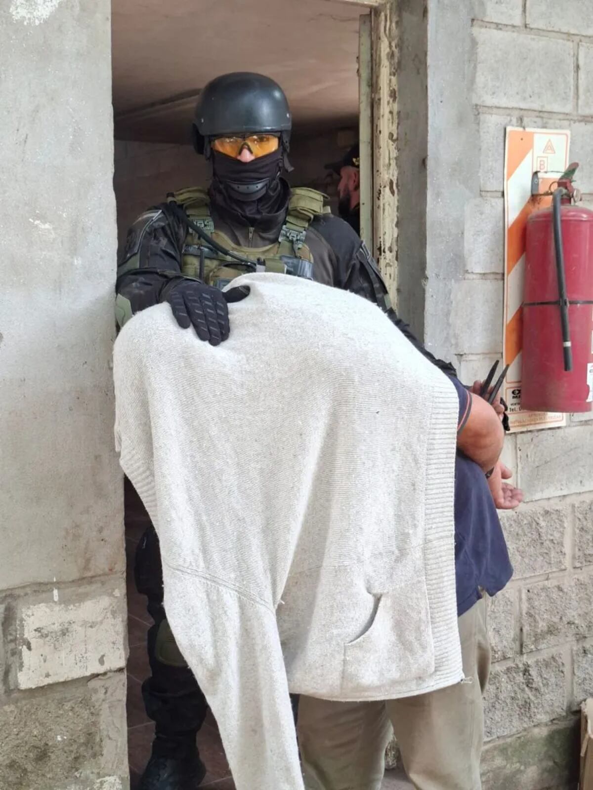 Cayeron dos hermanos dealers en su camping en Córdoba: vendían y dejaban consumir droga en el lugar.