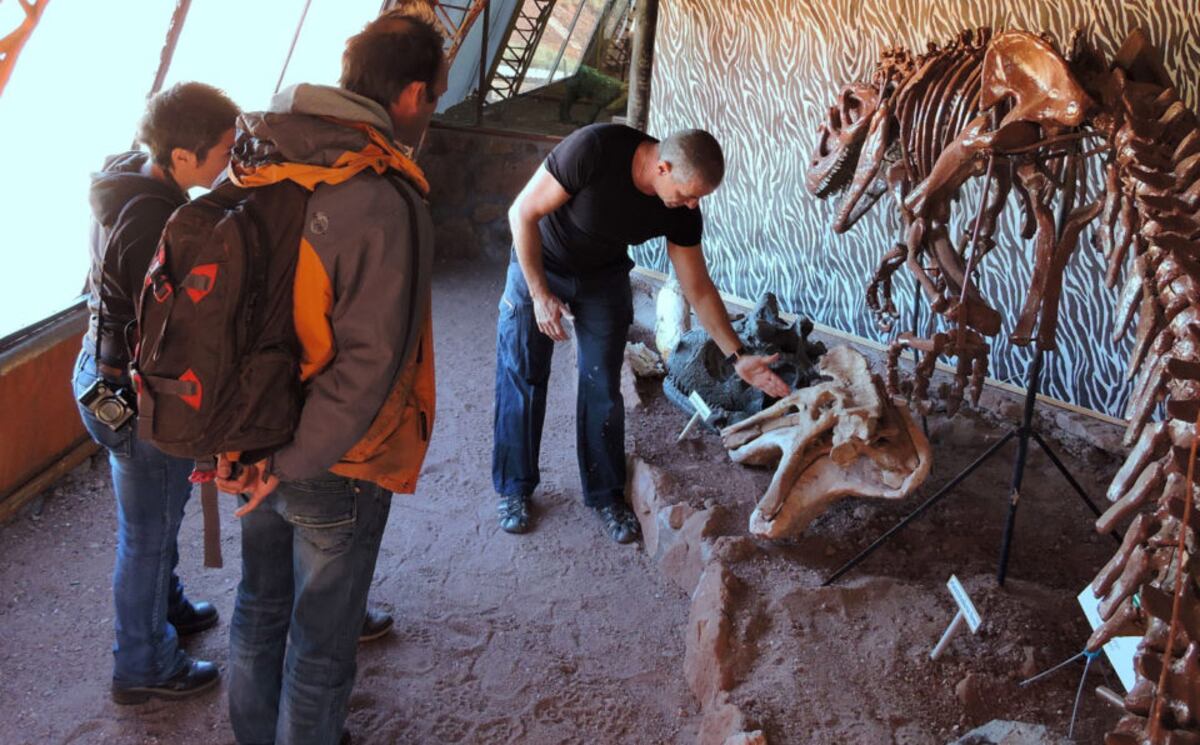 Por la Ruta de los Dinosaurios en Neuquén. (Foto: Neuquentur)