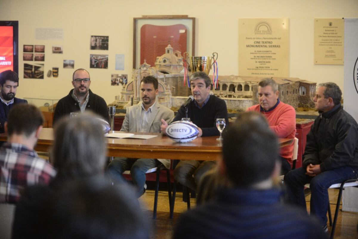 La presentación del evento se desarrolló en el Cine Teatro Municipal de Alta Gracia. (José Gabriel Hernández / La Voz)