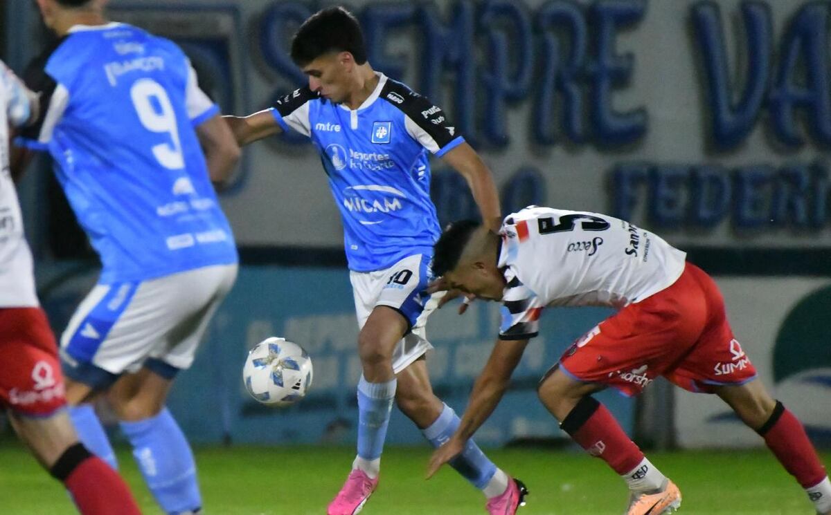 Estudiantes de Río Cuarto vs Brown (A) (Tomy Fragueiro / La Voz)