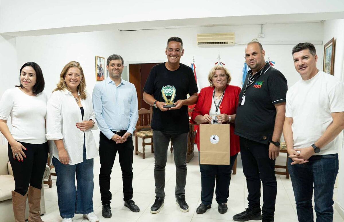 Presencia. El gobernador Martín Llaryora no fue a Jesús María, pero sí lo hicieron sus funcionarios. La vice Myrian Prunotto y el titular de Cultura, Marcelo Rodio, estuvieron en la inauguración. El miércoles, fue el ministro Miguel Siciliano.
