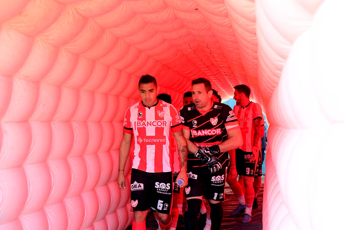 La Gloria volverá a jugar en casa el próximo viernes, ante Estudiantes de Caseros. (José Gabriel Hernández / La Voz)