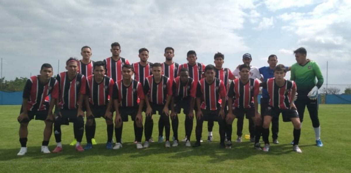 Los cordobeses que juegan en Chacarita Mixteco, en la UPSL de México. (Gentileza Chacarita Mixteco).