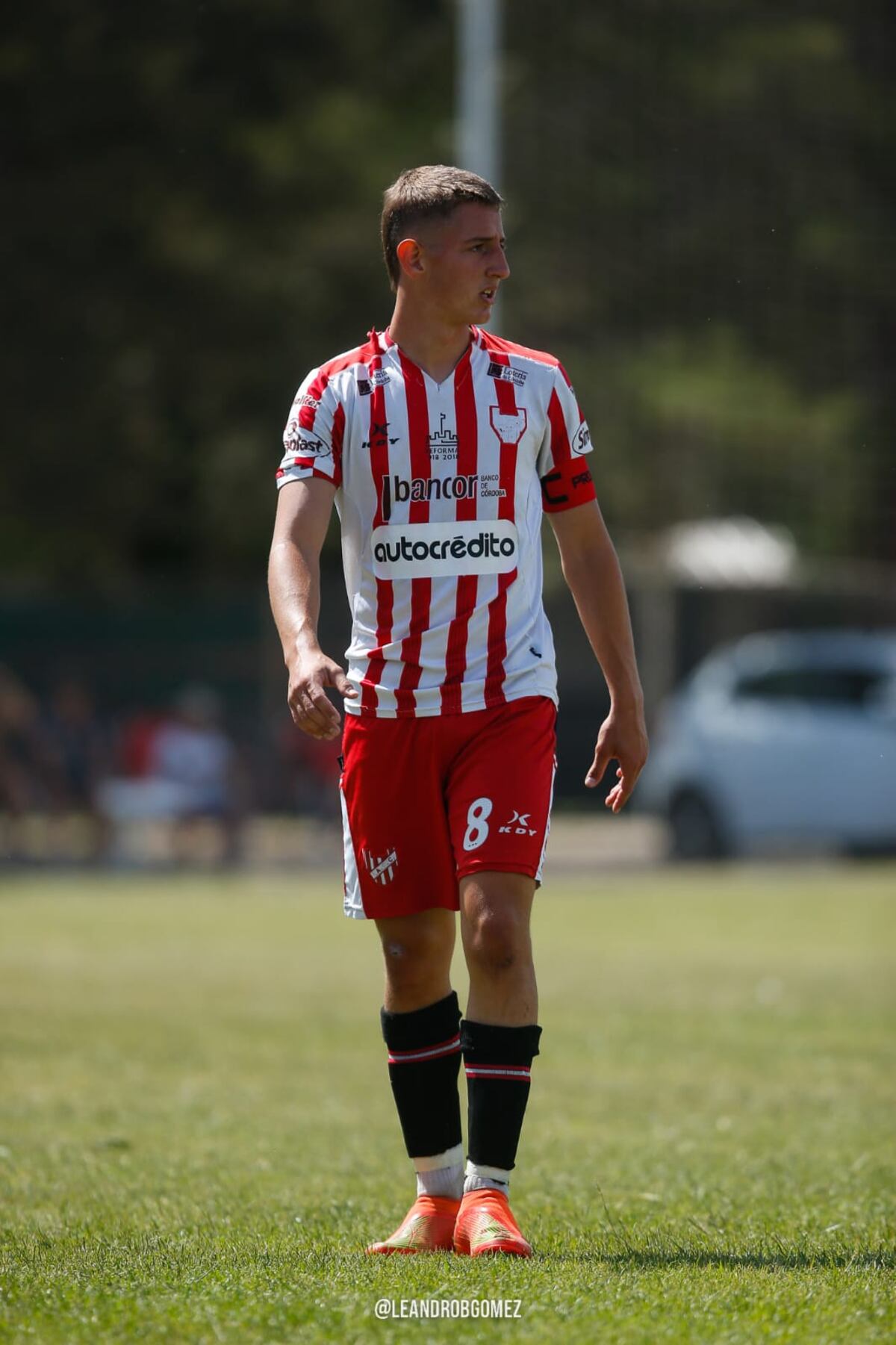 Nicolás Dubersarsky es uno de los juveniles de Instituto.