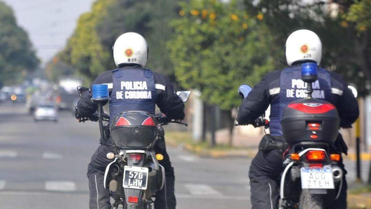 La división Motos de la Policía es un cuerpo importante en el patrullaje cotidiano en la ciudad de Córdoba. (La Voz / Archivo)