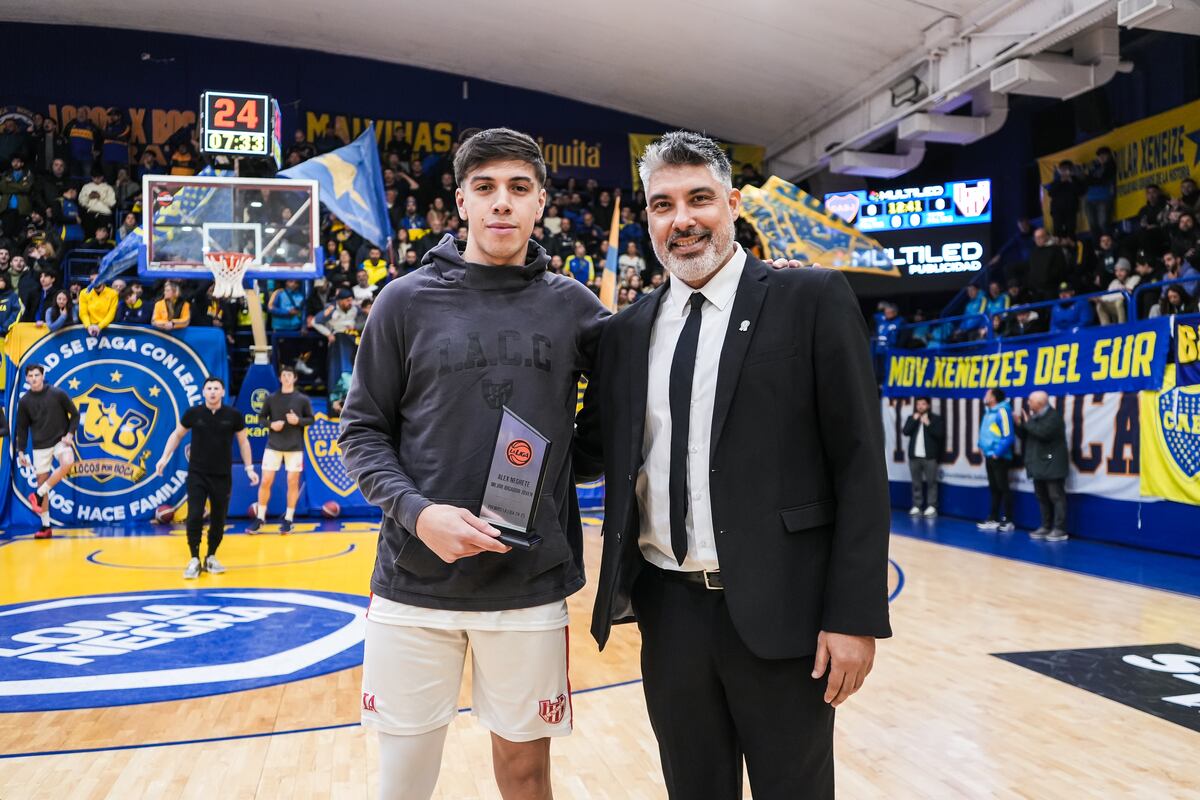 Alex Negrete, Mejor Jugador Joven y como el Jugador de Mayor Progreso de la Liga Nacional, tiene contrato por un año más con Instituto. (Liga Nacional)