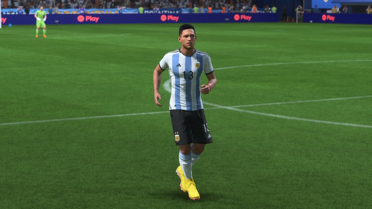 CRISTIAN "CUTI" ROMERO. Capturas de imagen de la representación de los jugadores del seleccionado argentino en el videojuego Fifa 23.