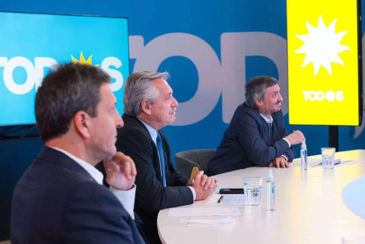 Alberto Fernández encabezó un encuentro virtual con precandidatos del Frente de Todos de todo el país. (Prensa Sergio Massa)