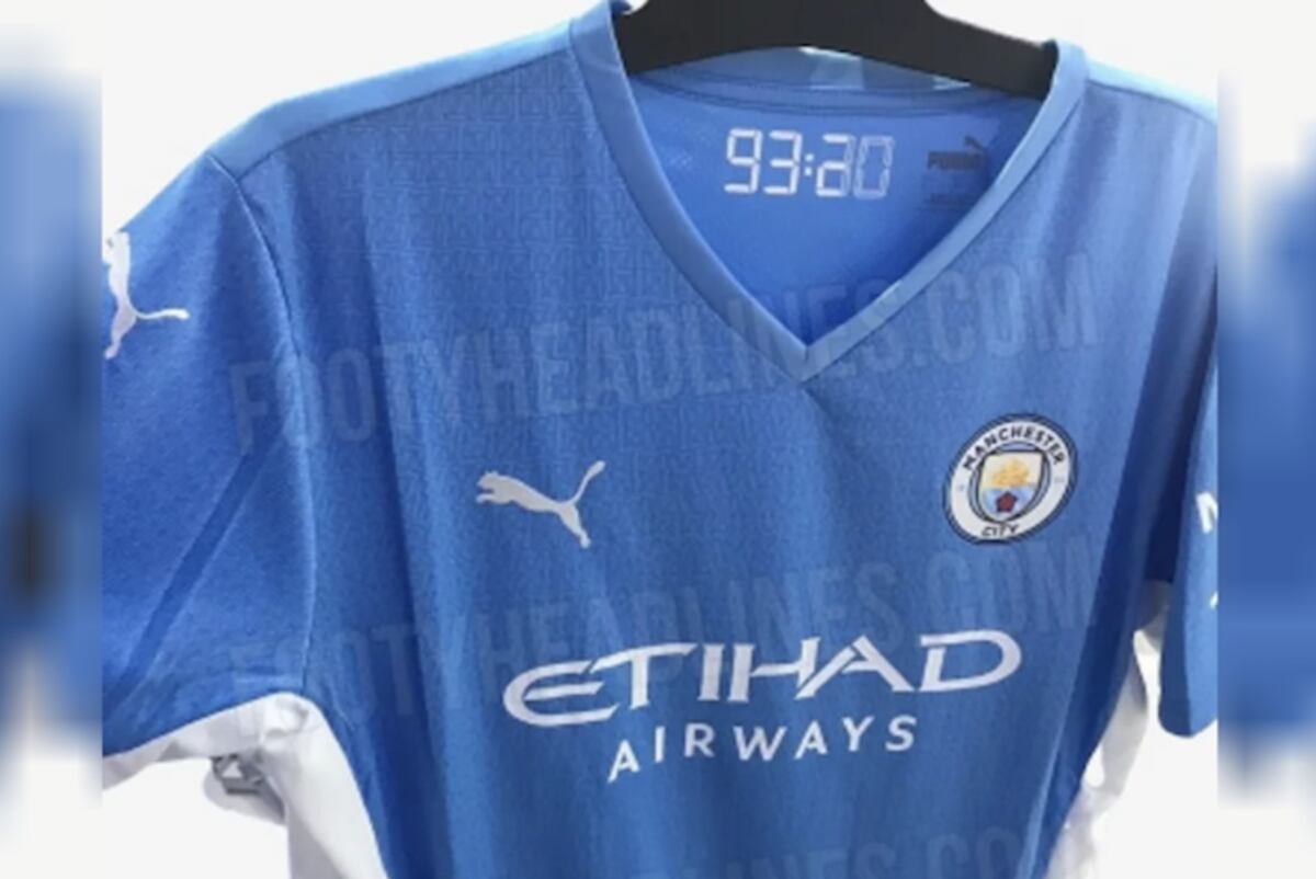 La camiseta homenaje a Agüero. (Footyheadlines.com)