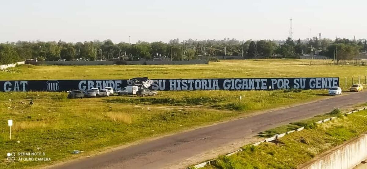 El mural de Talleres en Villa Boedo fue realizado por hinchas de 10 barrios diferentes de Córdoba.