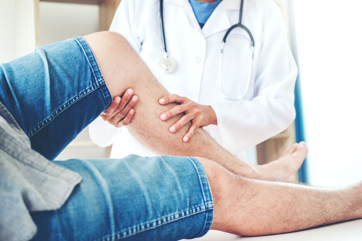 Las tres terapias más efectivas para la artrosis de rodilla (no son analgésicos ni cirugía)