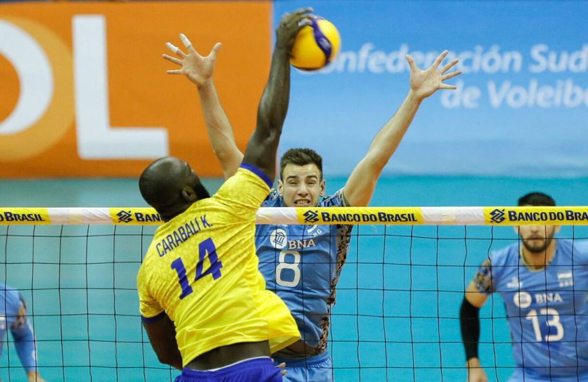 Agustín Loser, el hombre que selló el triunfo argentino sobre Brasil para obtener el bronce olímpico, fue el máximo anotador en el debut sudamericano este miércoles. (Prensa Feva)