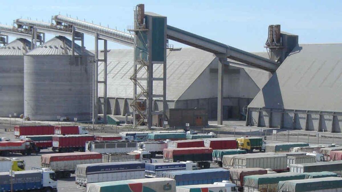 El costo argentino del flete en camión es 30% mayor que en los países competidores