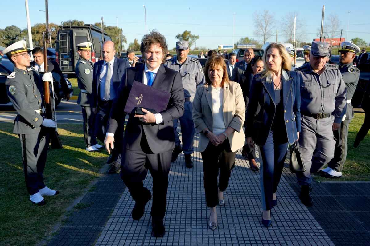 El Presidente Javier Milei presentó el Plan Nacional de Tolerancia Cero con el Crimen junto a Patricia Bullrich.