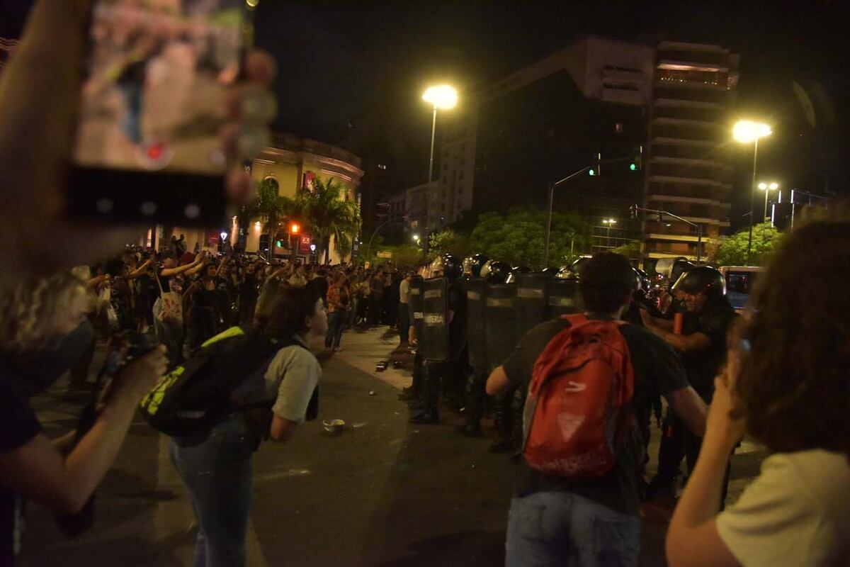 cacerolazo en patio olmos
