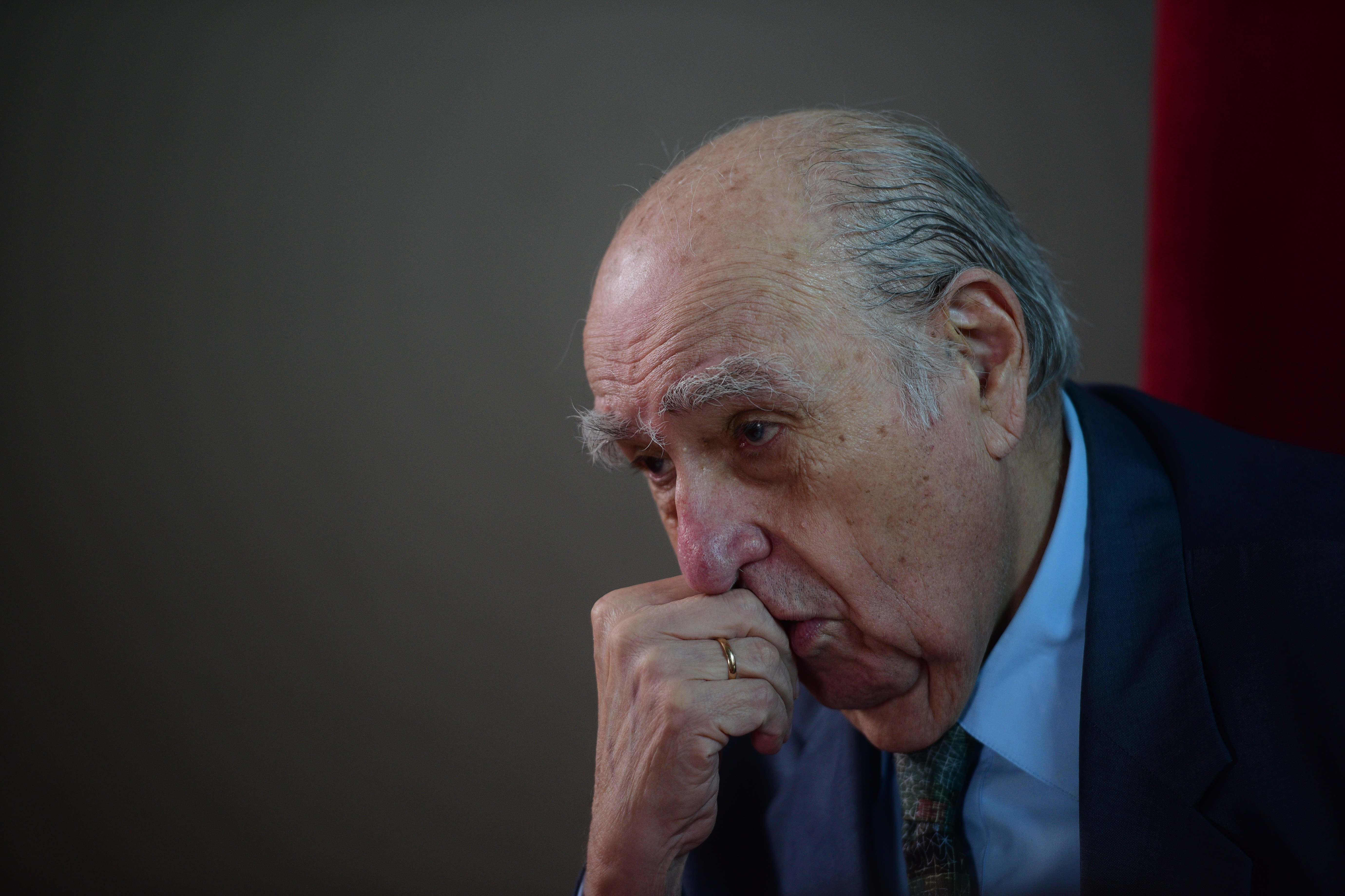 El expresidente de Uruguay Julio María Sanguinetti en entrevista. (Javier Ferreyra / La Voz)