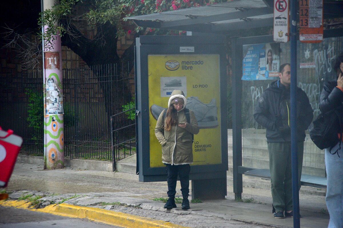 Con la llegada de la ola polar el frío comenzó a instalarse en Córdoba. (Pedro Castillo / La Voz)