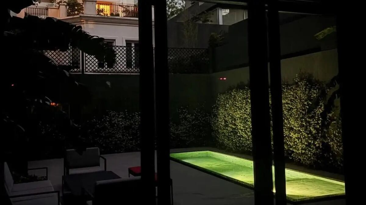 Así es la casa de Ana Paula Dutil: un refugio de diseño y naturaleza para la vida familiar