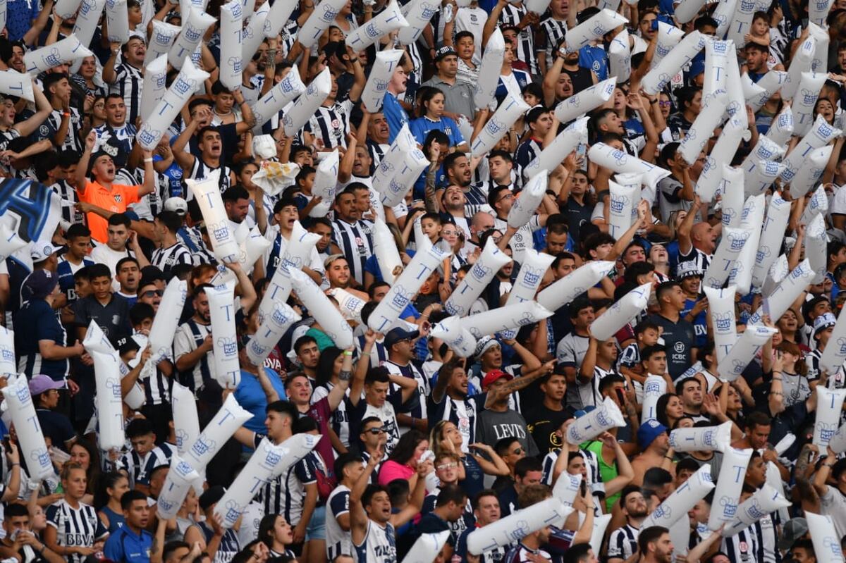 ¿Fuiste a ver a Talleres contra Belgrano? Buscate en las fotos de La Voz. (Pedro Castillo y Facundo Luque)