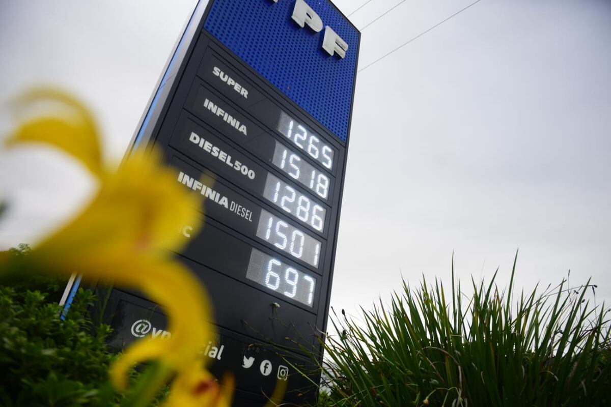 Suben los combustibles en Córdoba (José Gabriel Hernández/LaVoz).