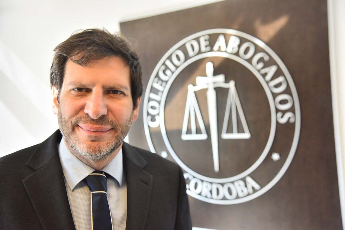 Eduardo Bittar en el Colegio de Abogados (Pedro Castillo / La Voz)