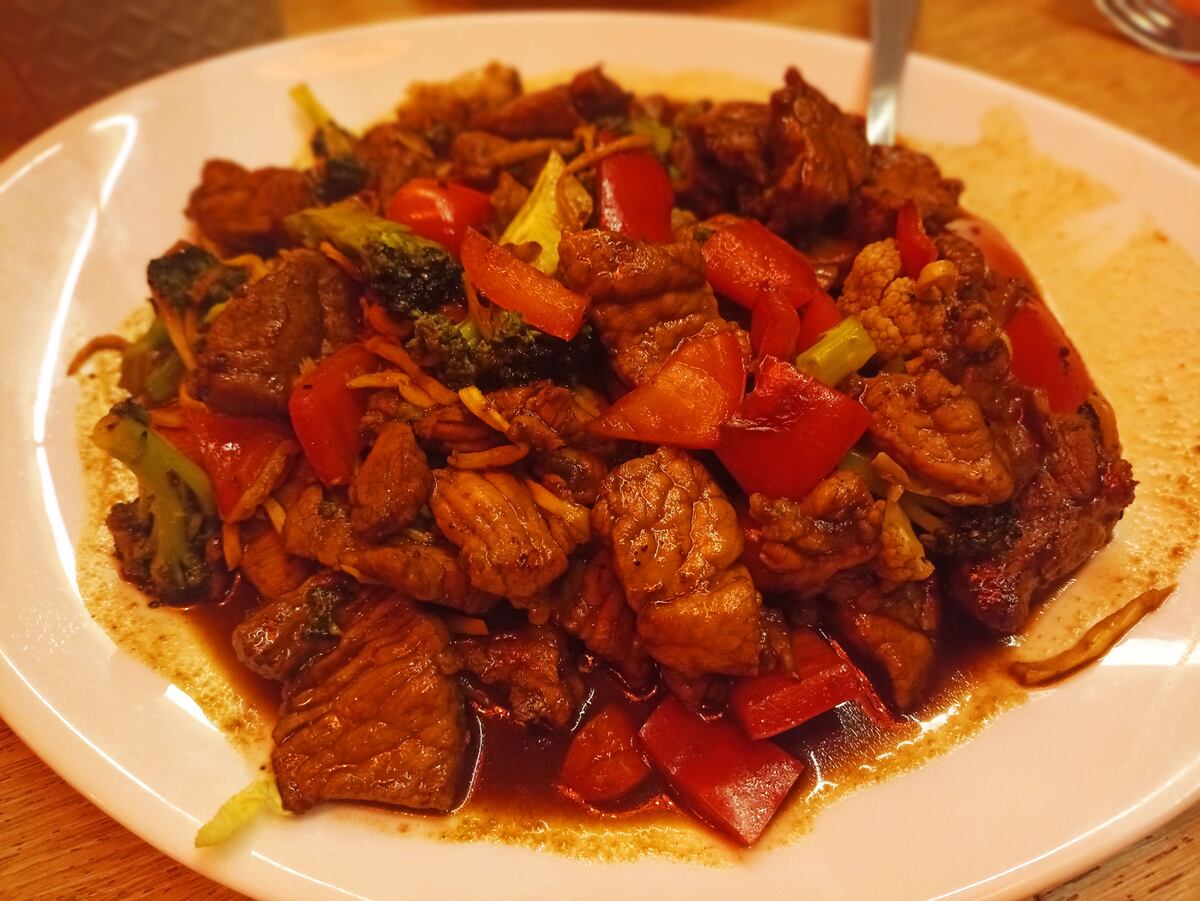 Cerdo y bambú.