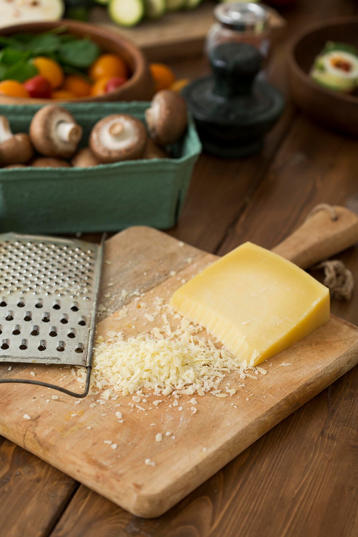 La mejor forma para guardar el queso y que se mantenga fresco por más tiempo. (Freepik)