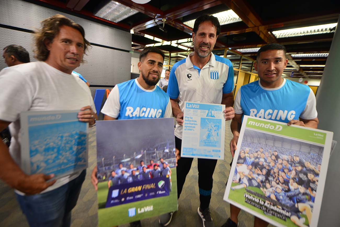 Brindis de Racing campéon en La Voz del Interior. (José Gabriel Hernández / La Voz)