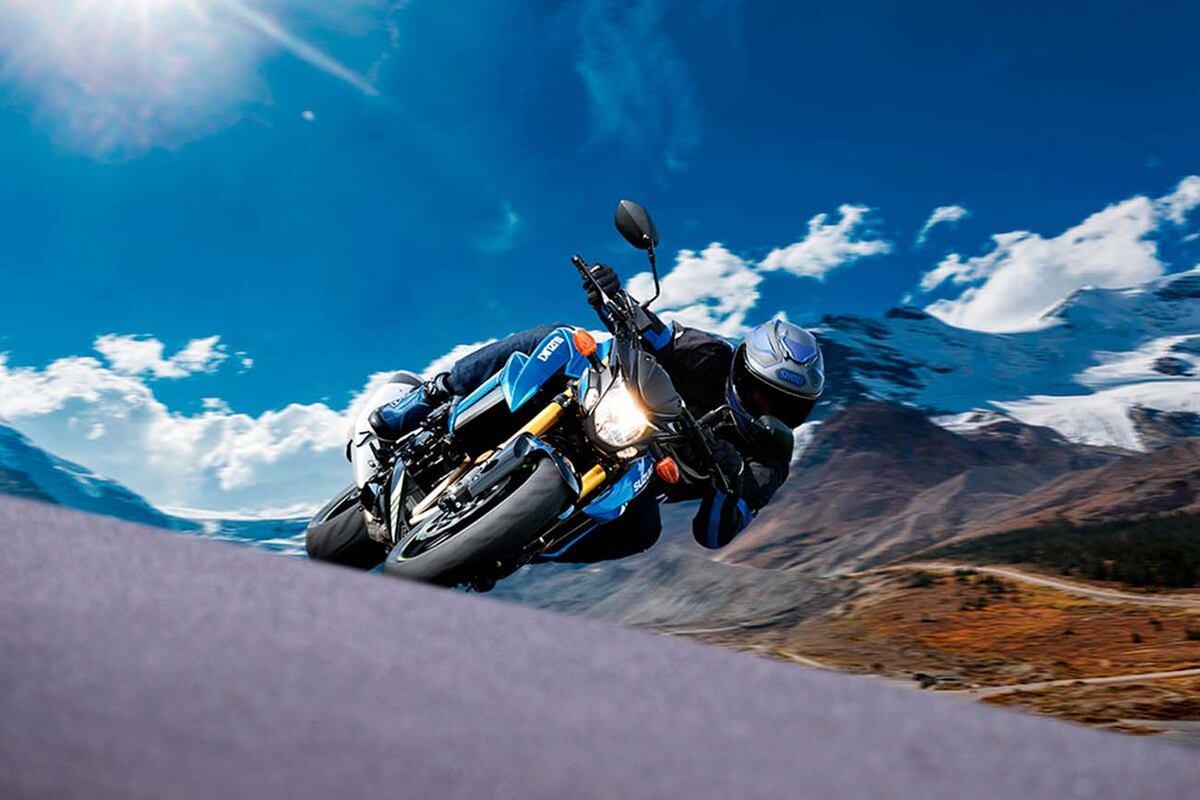 Suzuki GSX S750