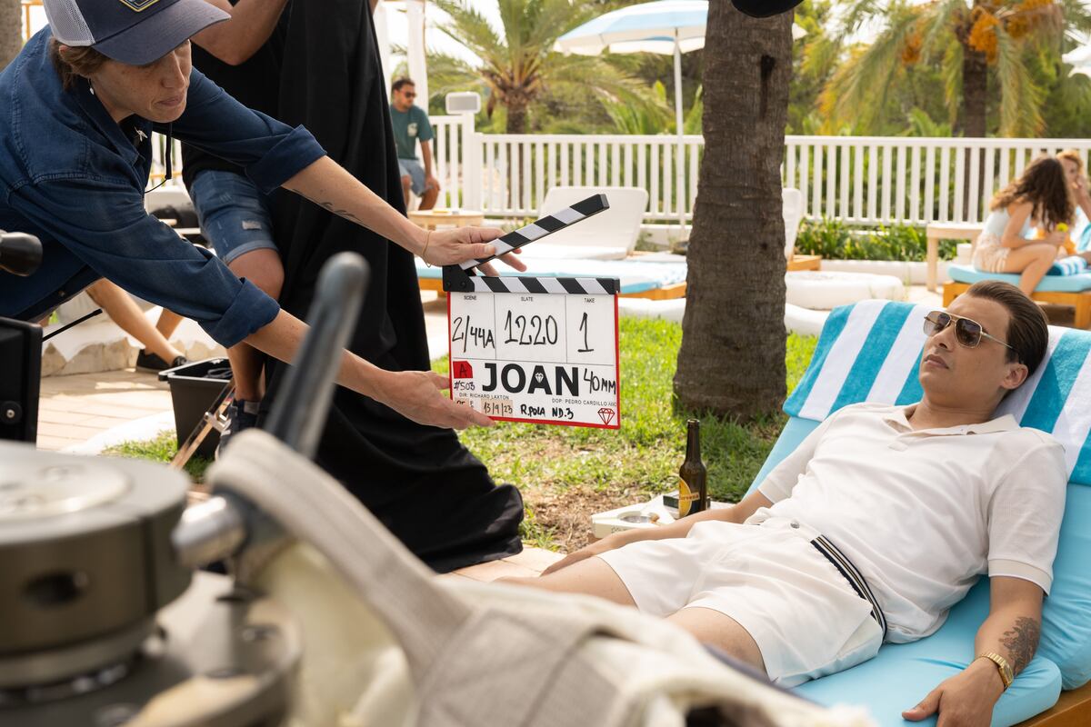 Frank Dillane Biosie en la serie "Joan" (Foto: Gentileza Prensa Universal+ / Susie Allnut)