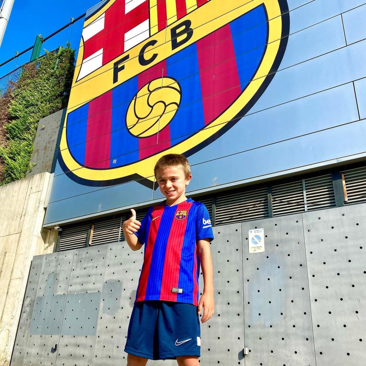 Pedro Juárez, el niño salteño que juega en las inferiores de Barcelona y sorprende a todos. (Instagram @PedritoJuarez2014).