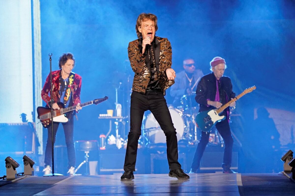 ID:6684650 Mick Jagger, de los Rolling Stones, La Banda se presenta durante la gira "No Filter" en el Ford Field de Detroit. (AP)