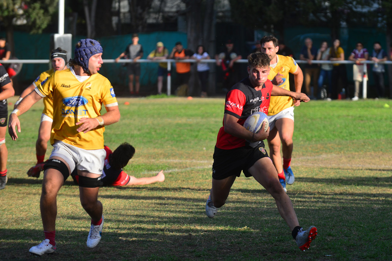 Rugby. Córdoba Athletic, campeón del Top 10 2023, recibió en su cancha a Curne por la Zona 1 en la fecha pasada. (Nicolás Bravo / La Voz)