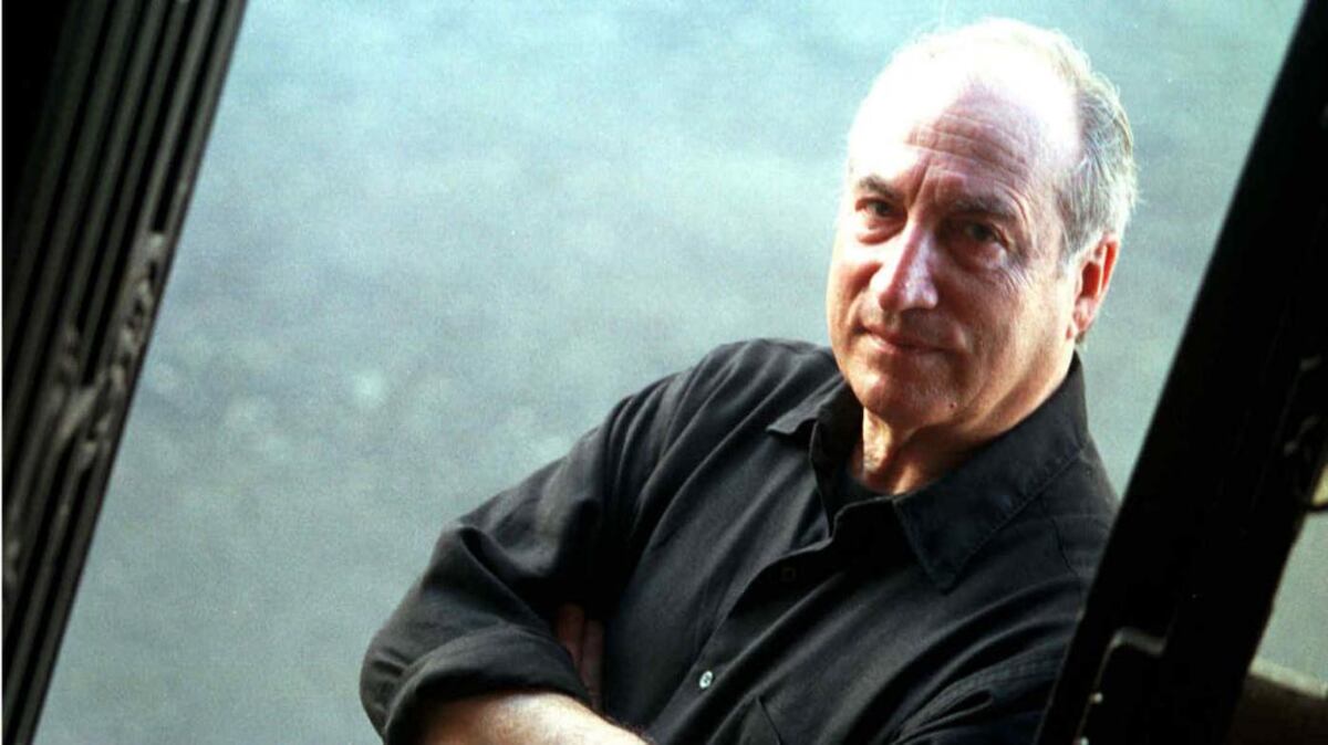 Tomás Eloy Martínez.