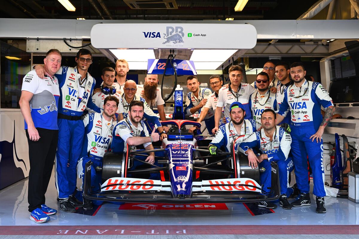 Gregorio Mandrini, mecánico cordobés que trabaja en la Fórmula 1. (Gentileza Racing Bull)