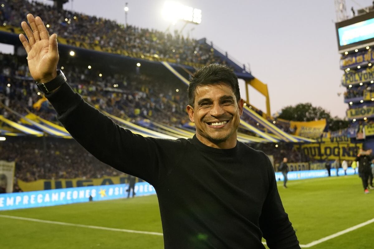 Hugo Benjamín Ibarra se hizo cargo del equipo y lo condujo hacia el título. (Federico López Claro)