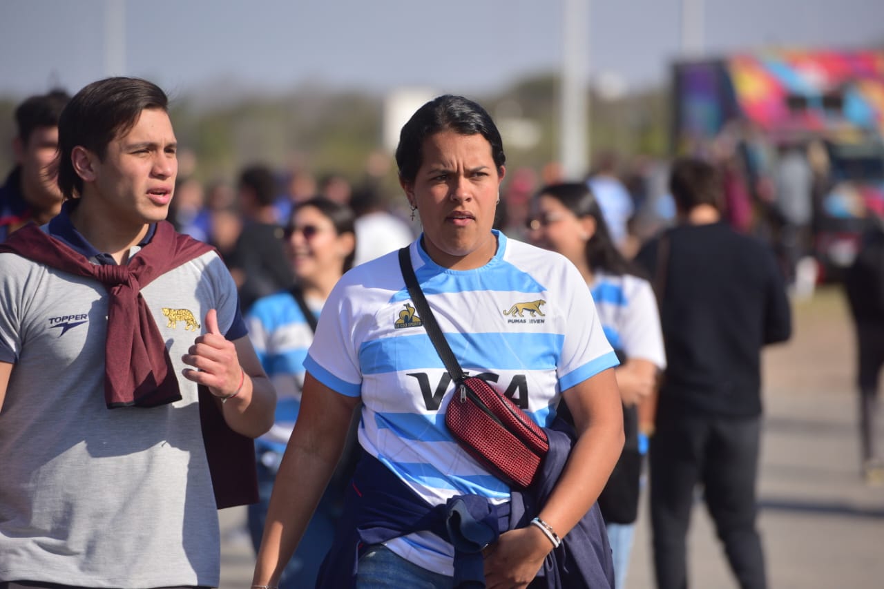 Cara 'e Cancha de Los Pumas en la previa del partido con los All Blacks en el Kempes. (José Gabfriel Hernández / La Voz)